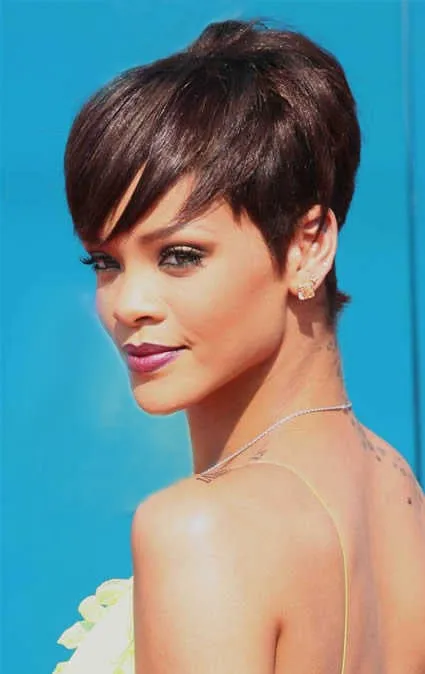 Rihanna Short Straight Wigs Synthetic Capless