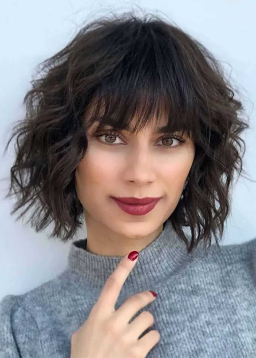 Women's Layered Wavy Bob Hairstyles Beach Waves Synthetic Hair Capless Wigs With See-Through Bangs 12Inch